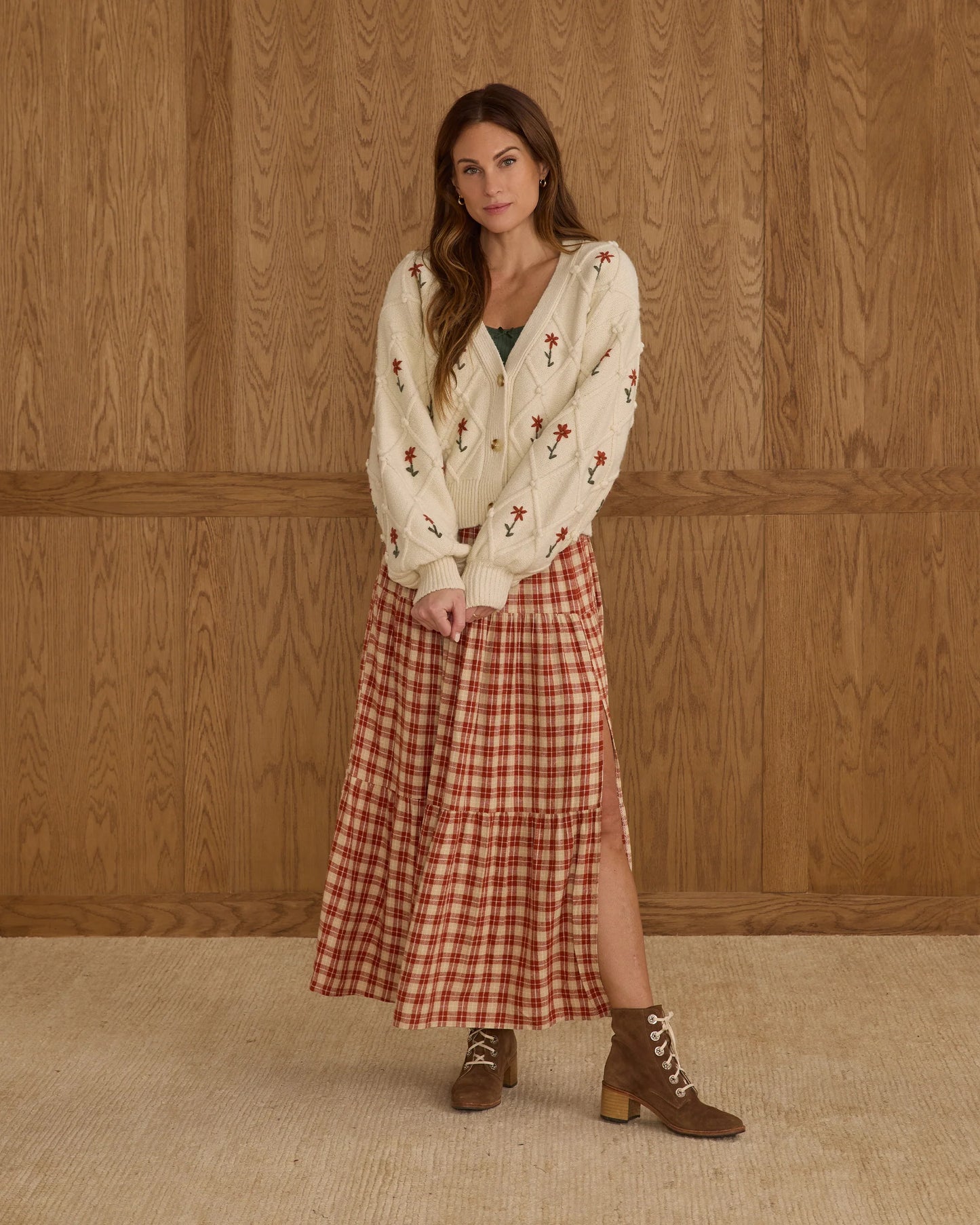 Boxy Crop Cardigan || Winter Daisy Embroidery