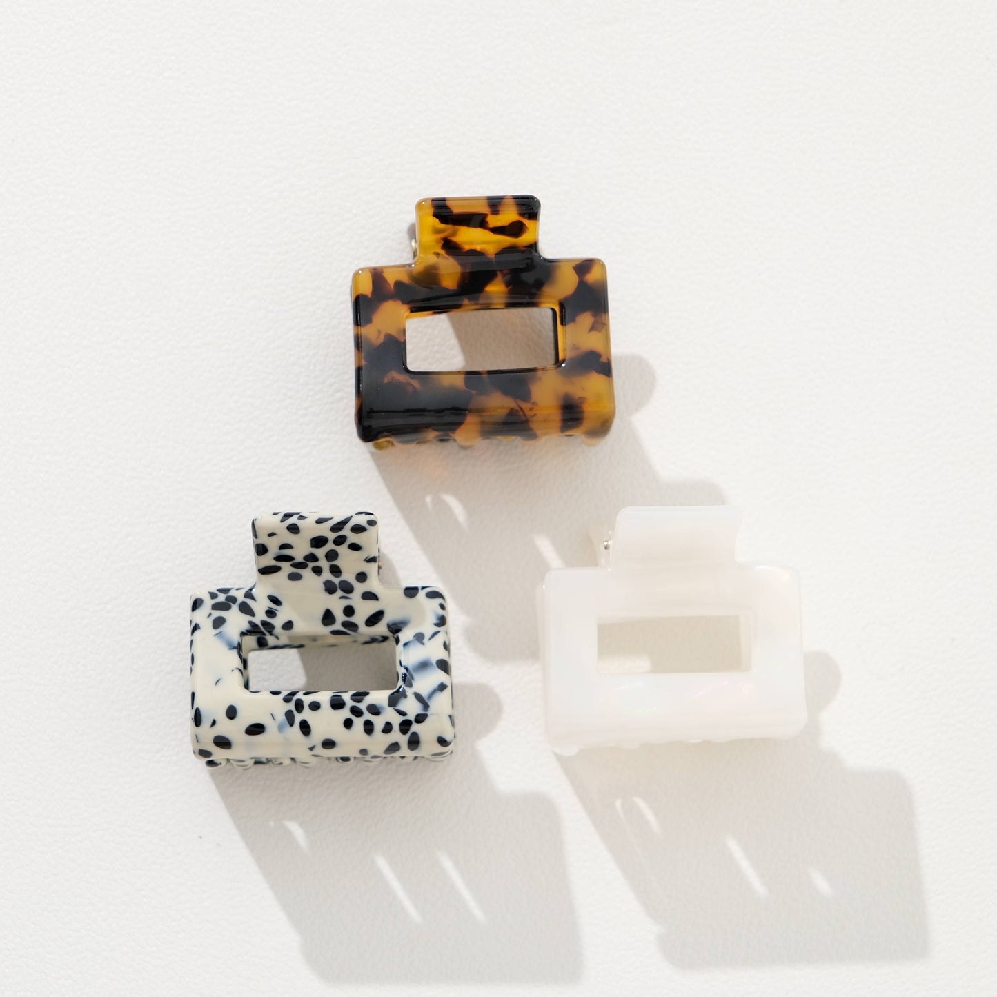Mini Simone Core Classic Square Claw Clip