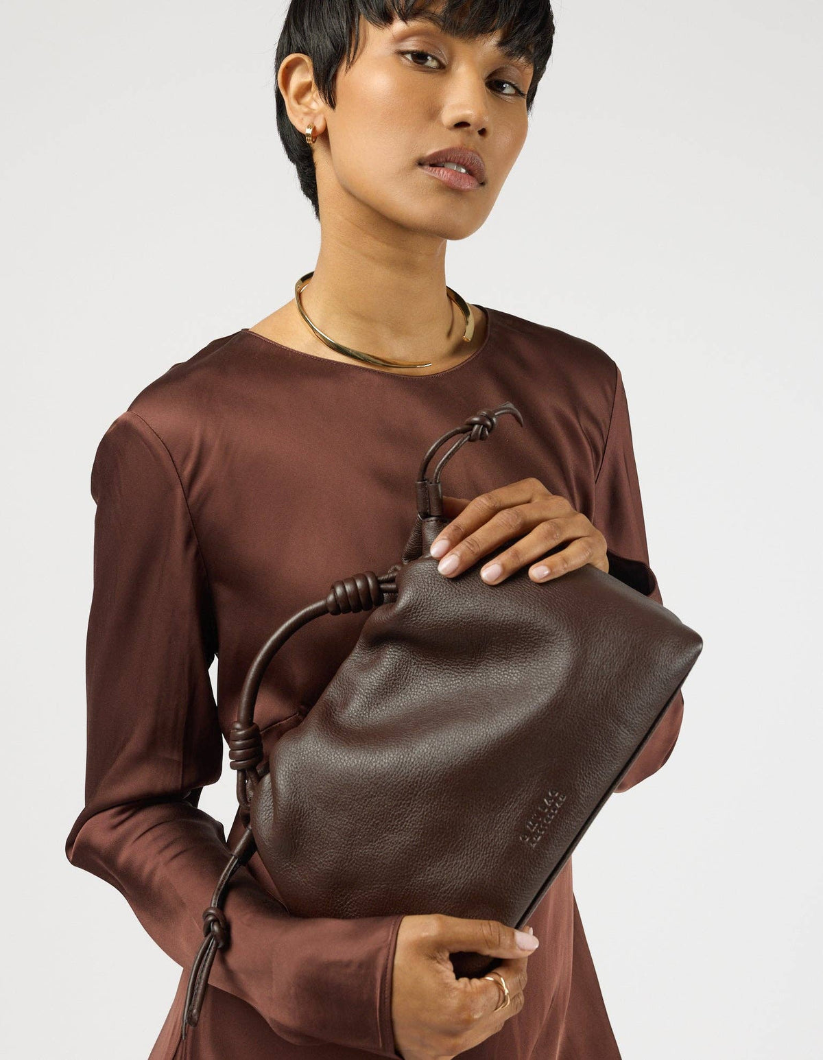 Kiki Midi - Chocolate Soft Grain Leather: Chocolate / Soft Grain Leather / Small