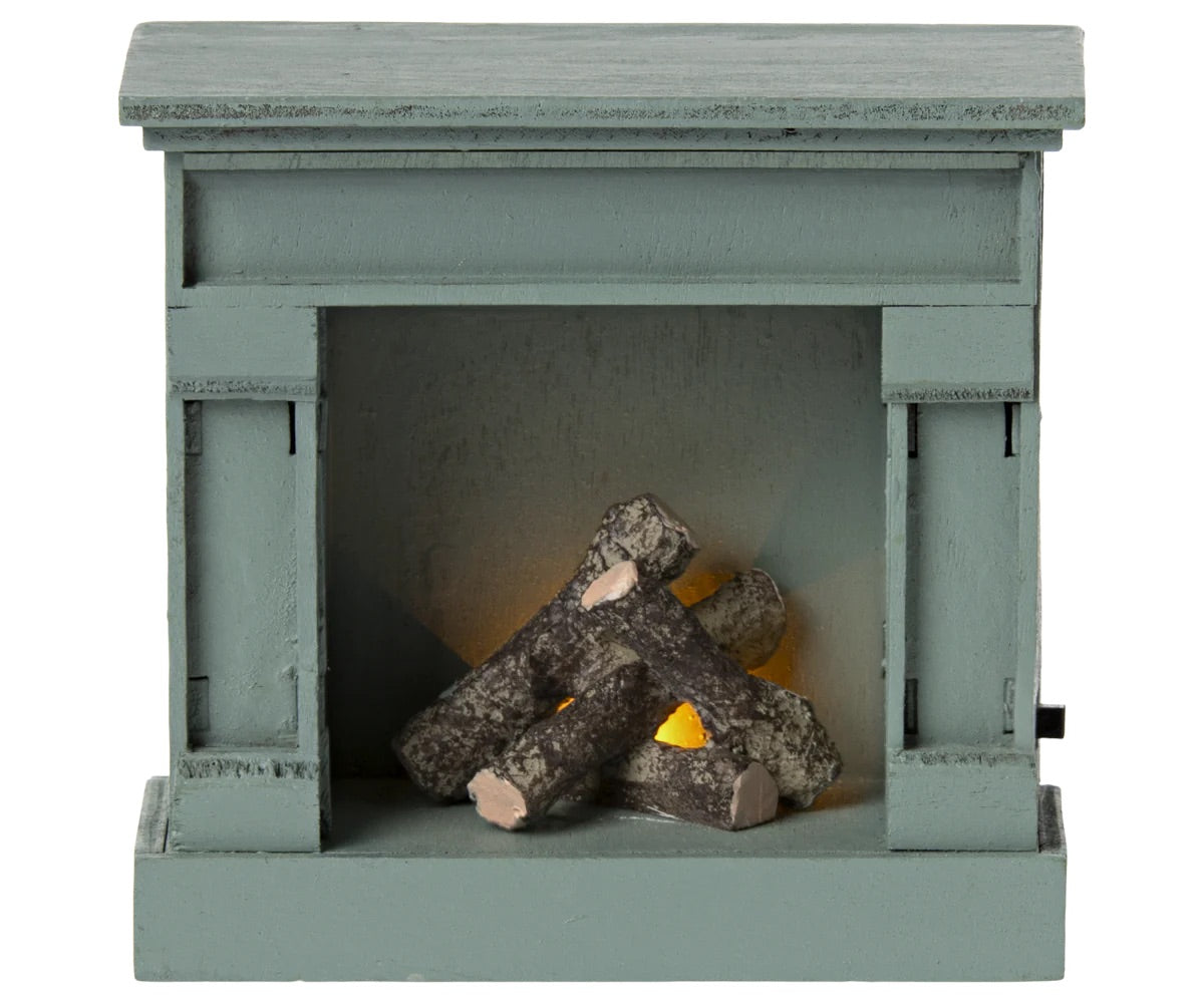 Mouse Fireplace I Blue