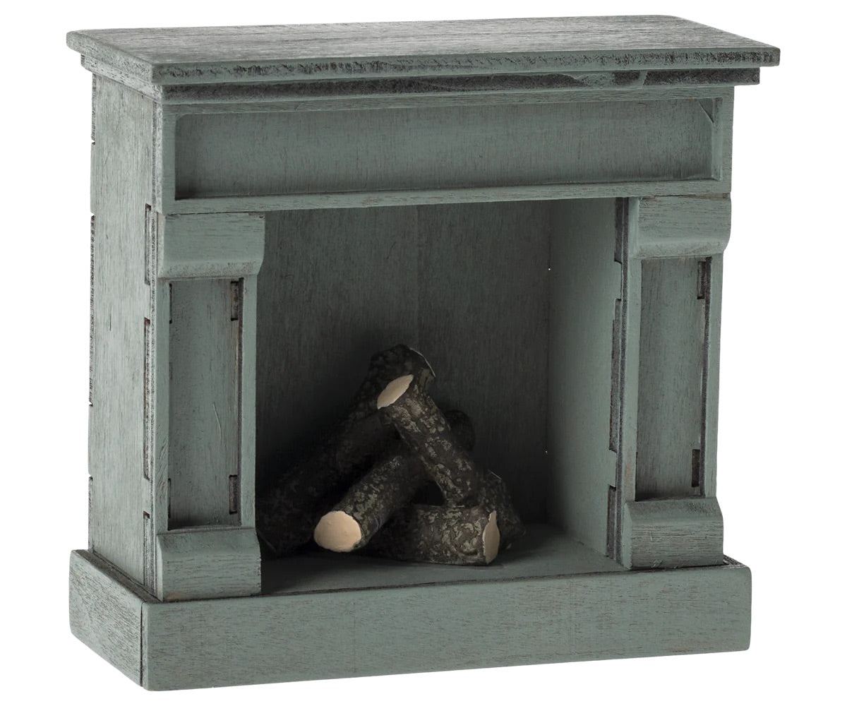 Mouse Fireplace I Blue