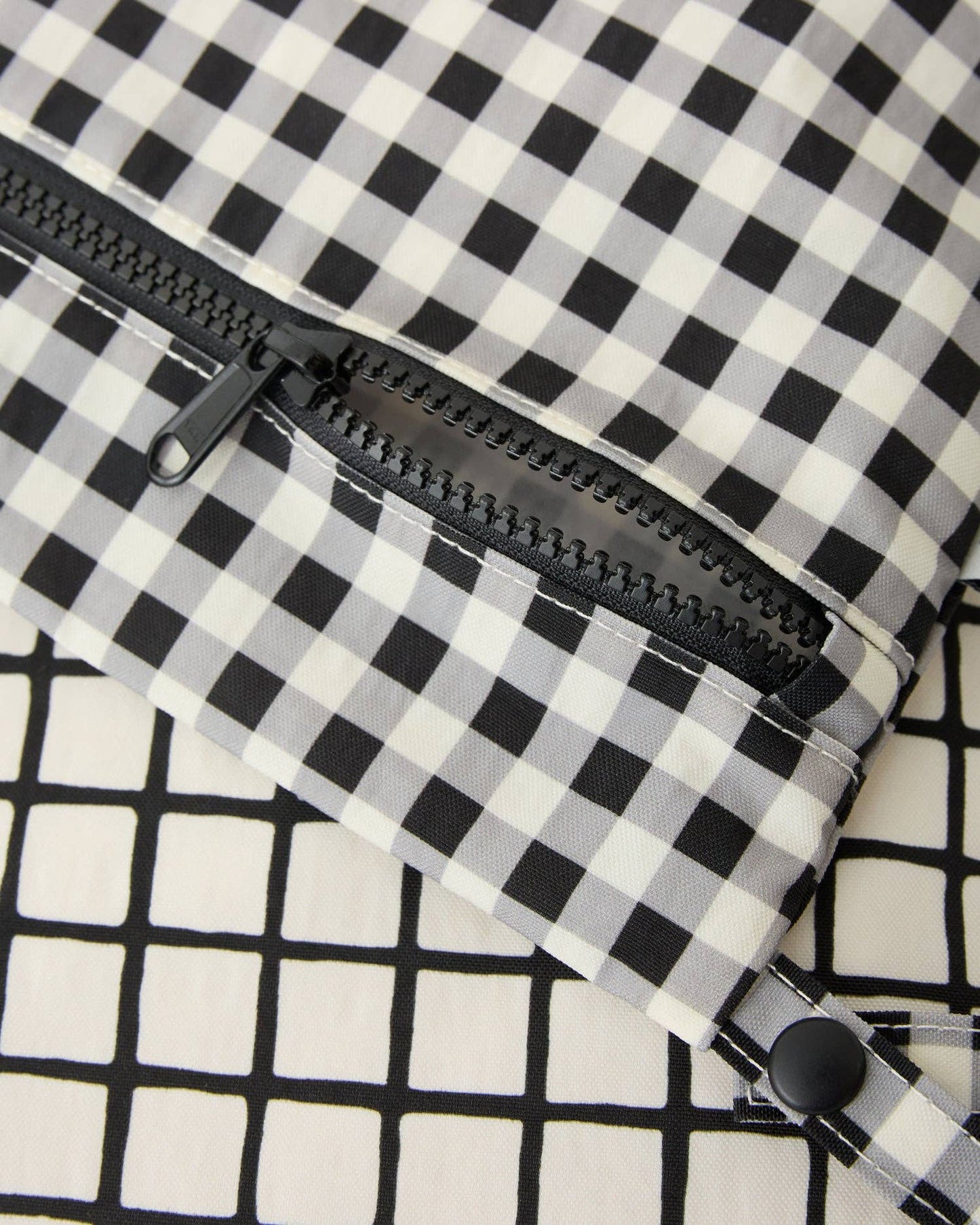 Fall Colors: Wet/Dry Bag Set: Black Grid