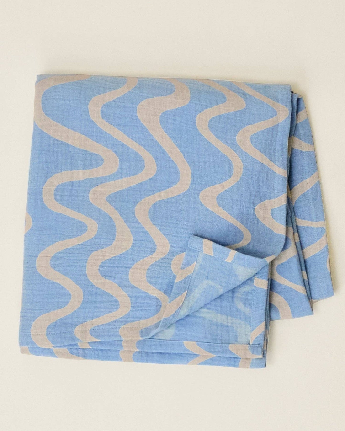 Kindred Bravely Organic Muslin Swaddle | Blue Waves