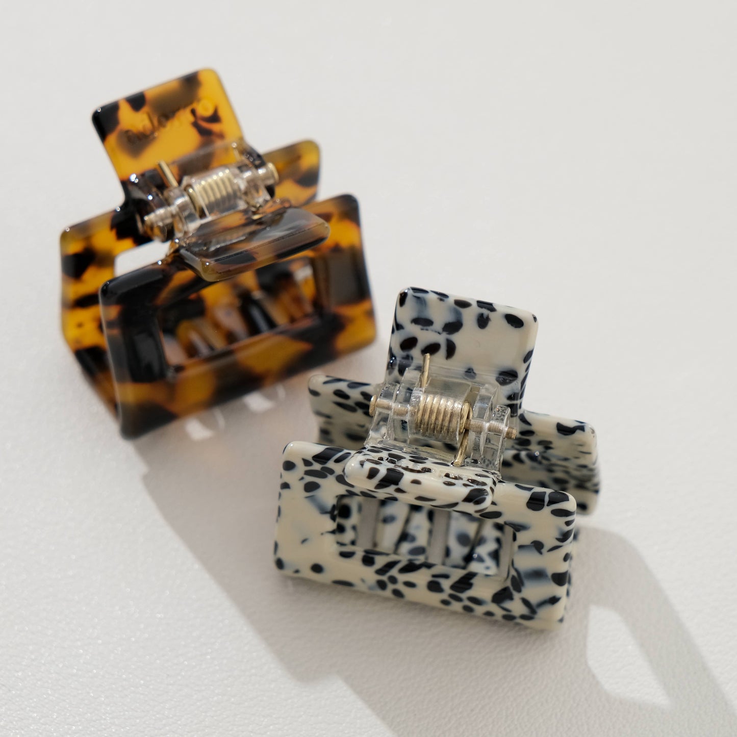 Mini Simone Core Classic Square Claw Clip