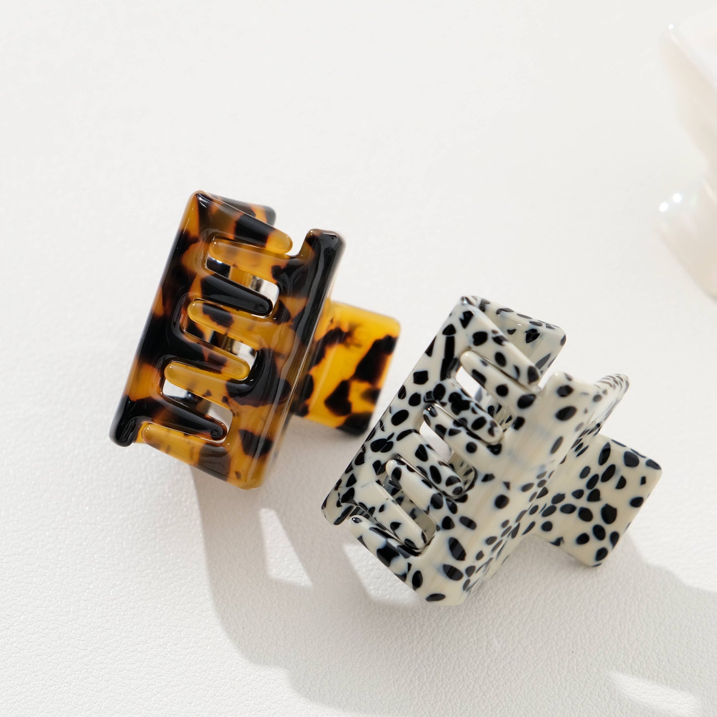 Mini Simone Core Classic Square Claw Clip