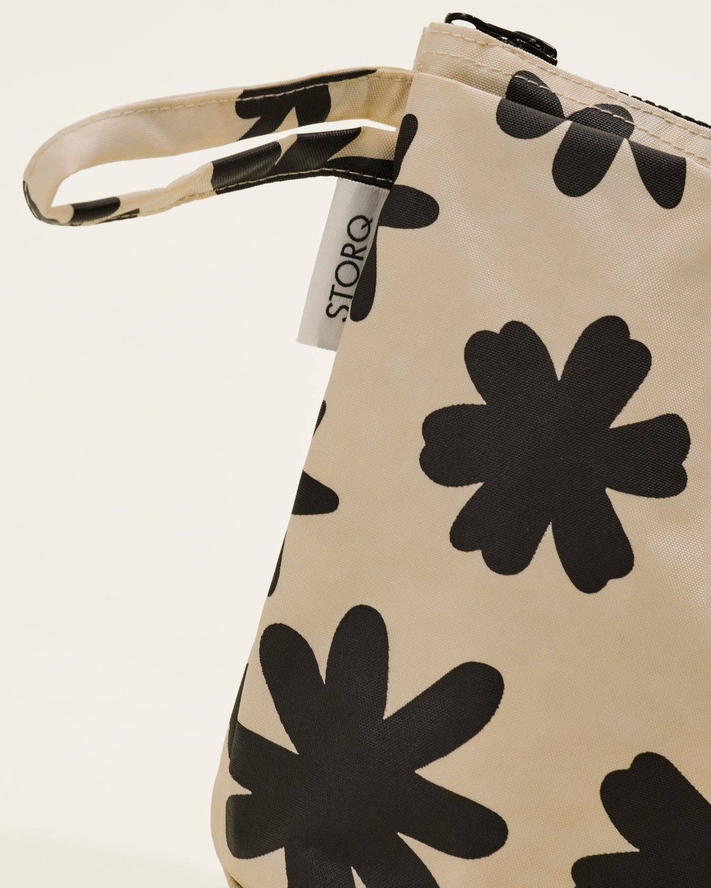 Quick Change Kit Bag: Black Grid