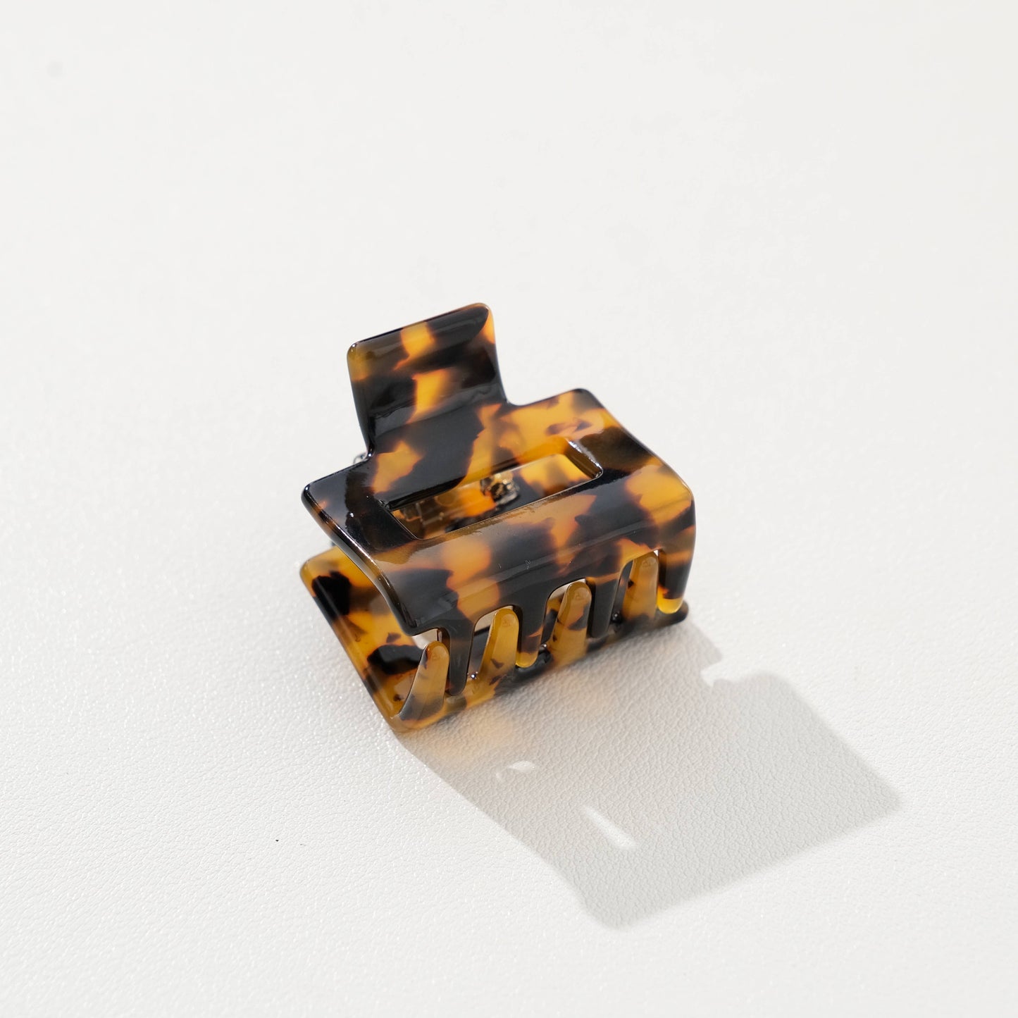 Mini Simone Core Classic Square Claw Clip