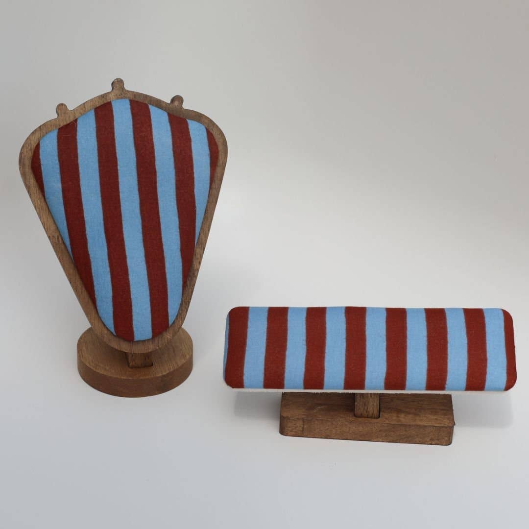 Custom Bracelet Display Stand: Red & Yellow