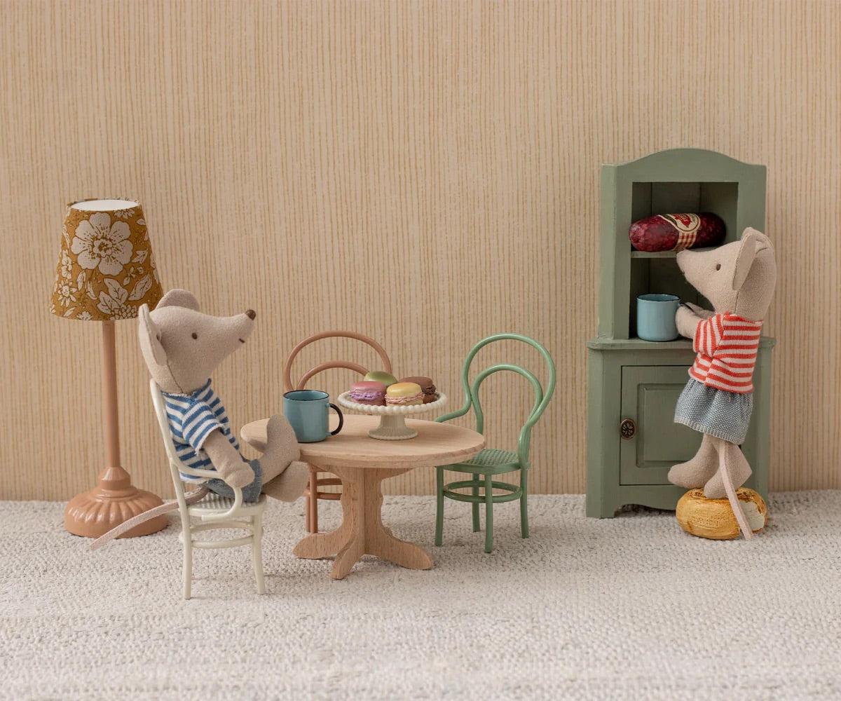Mouse Oval Dining Table | Nature