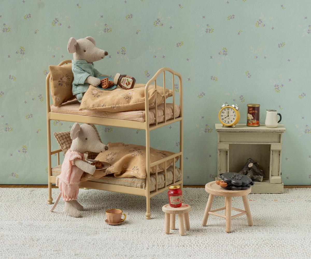 Mouse Bunk Bed | Wheat