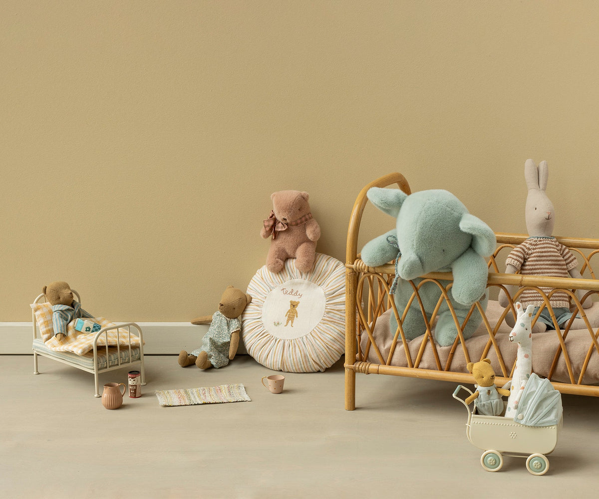 Medium Plush Elephant | Soft Mint