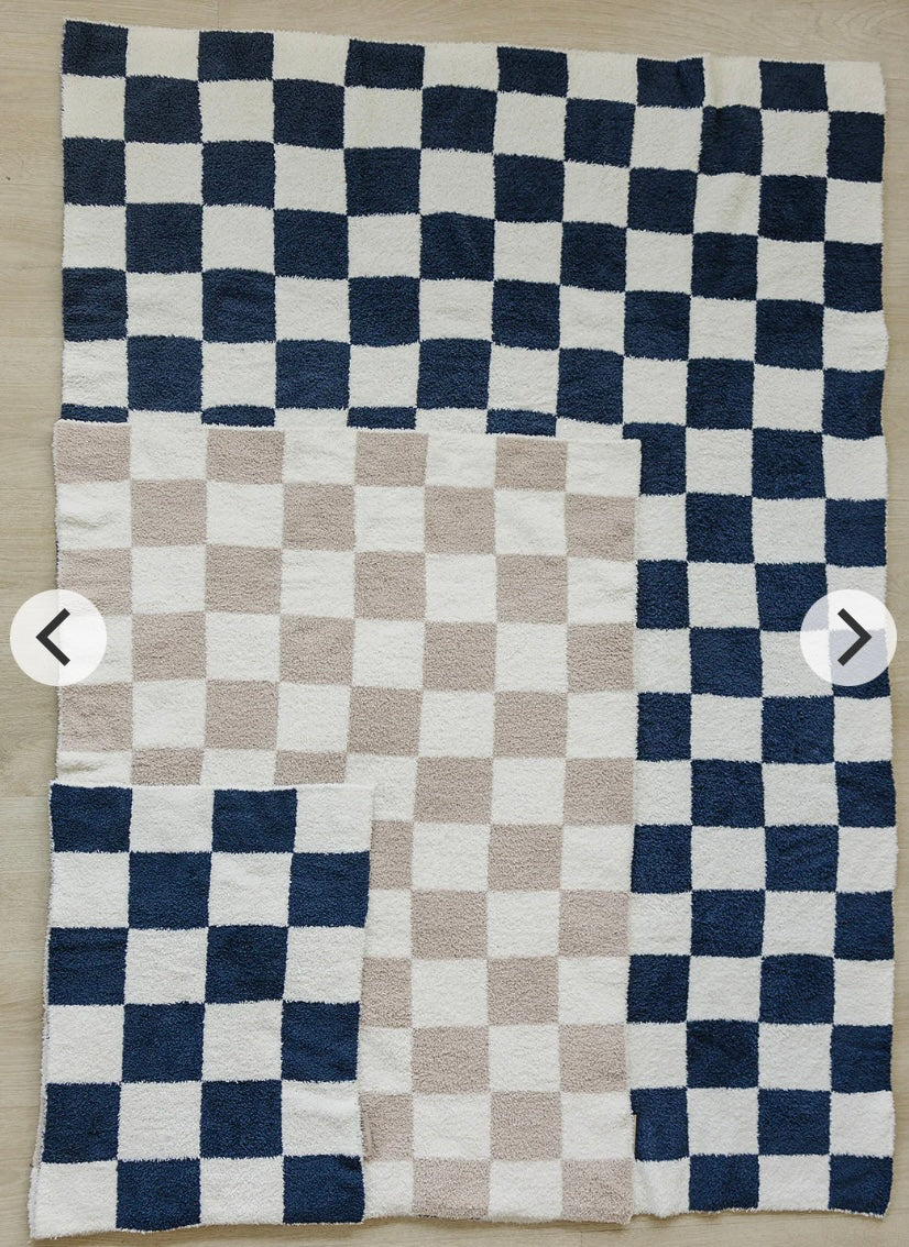 Plush Blanket | Navy Checkered