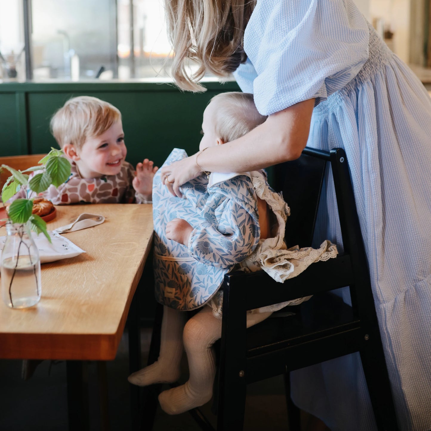 Long Sleeve Bib | Blue Flowers