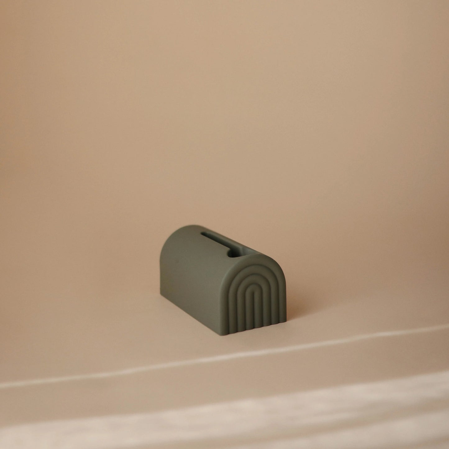 Spout Cover | Dried Thyme