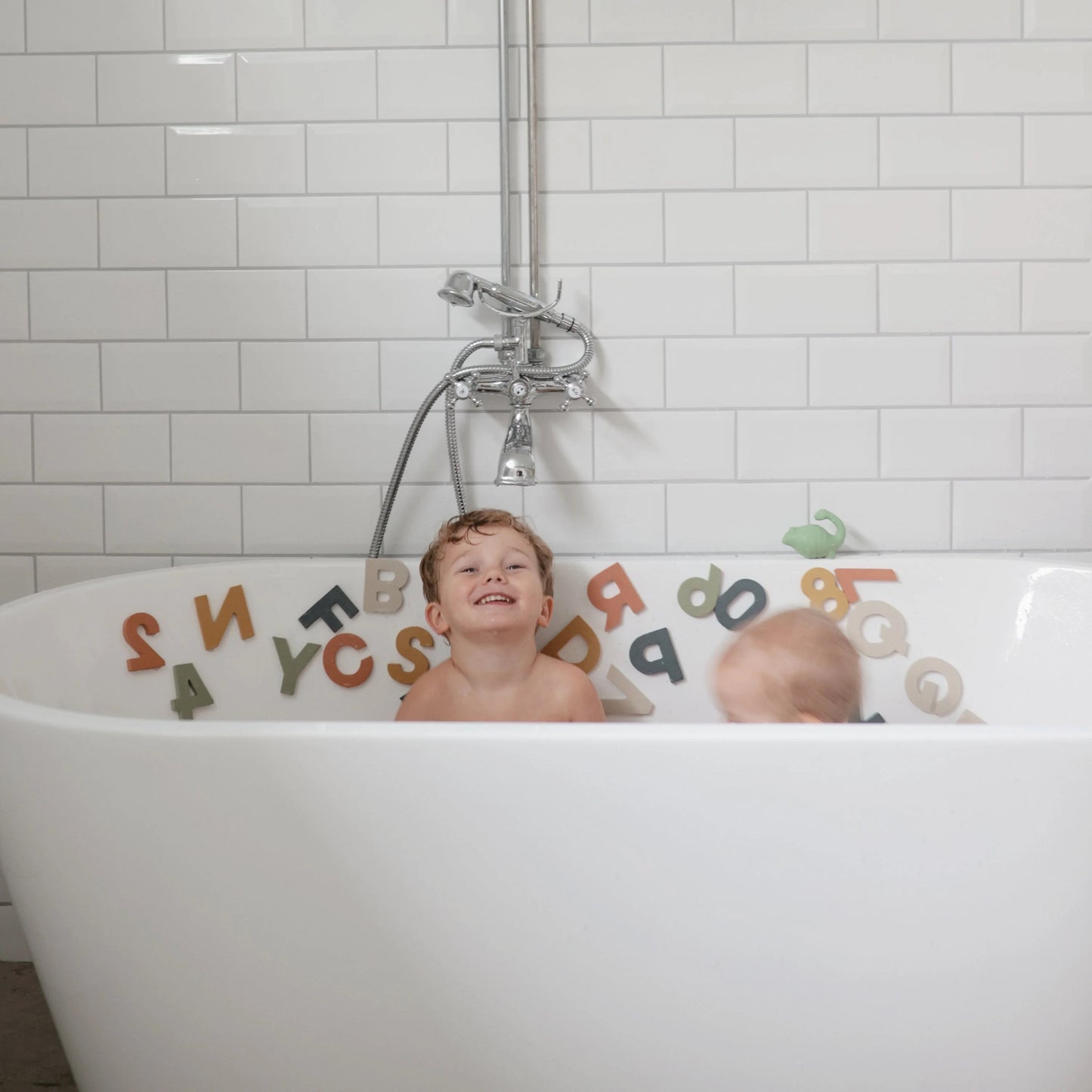 Letters & Numbers Bath Play Set | Sol