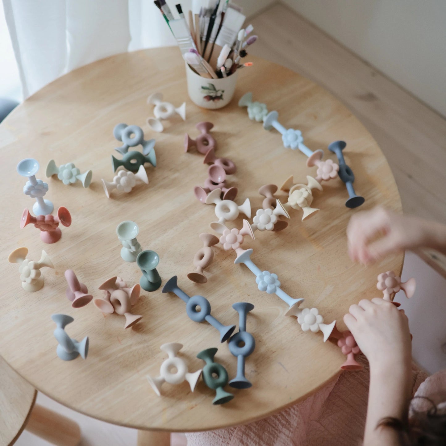 Silicone Suction Builders | Daisy