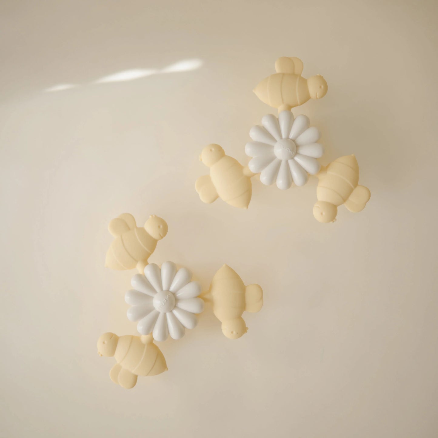 Suction Spinner Toy | Bee