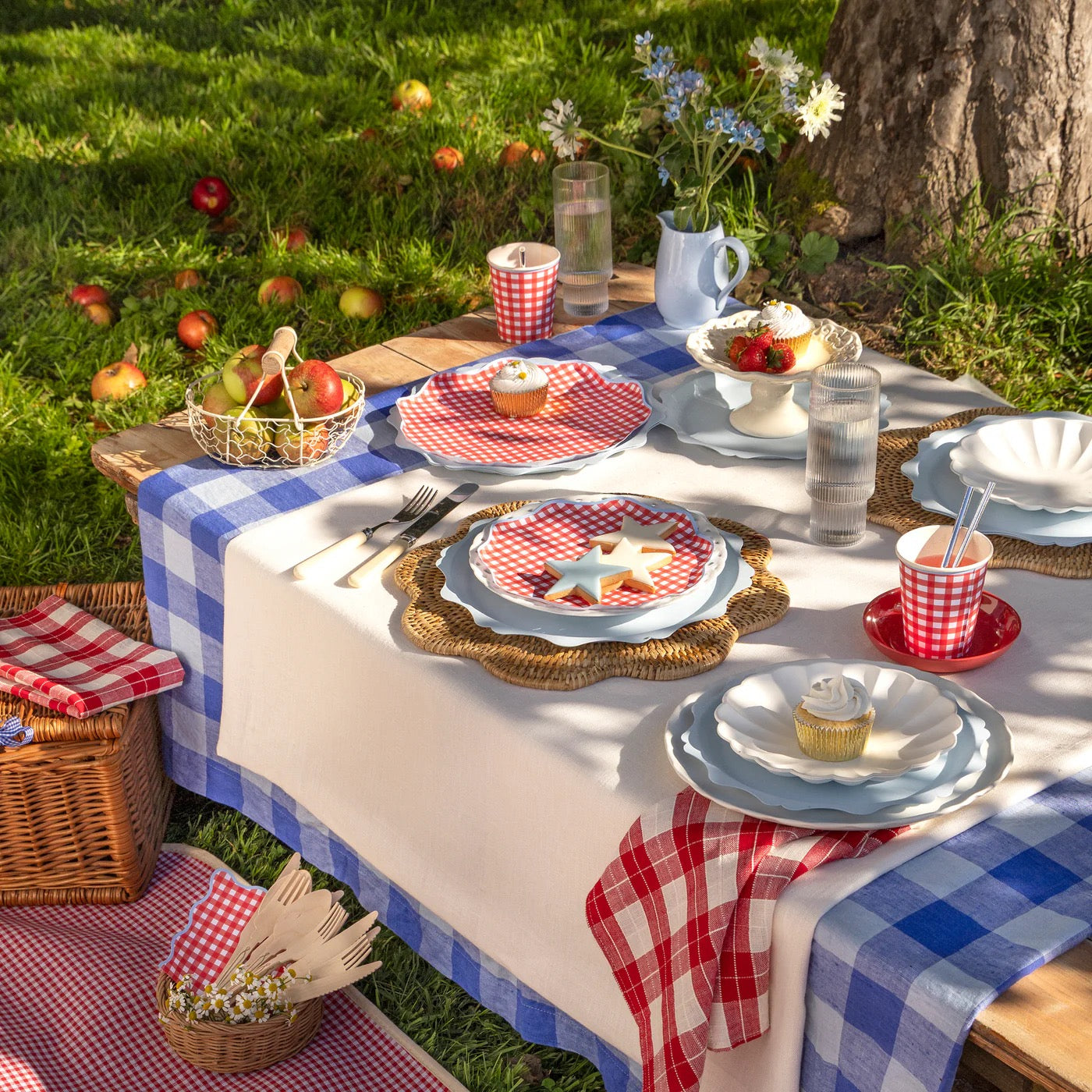 Paper Cups | Red Gingham