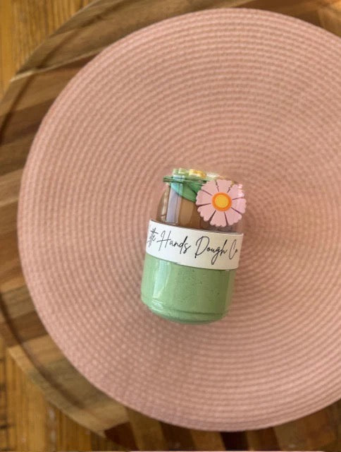 Playdough To-Go Jar | Spring Flowers