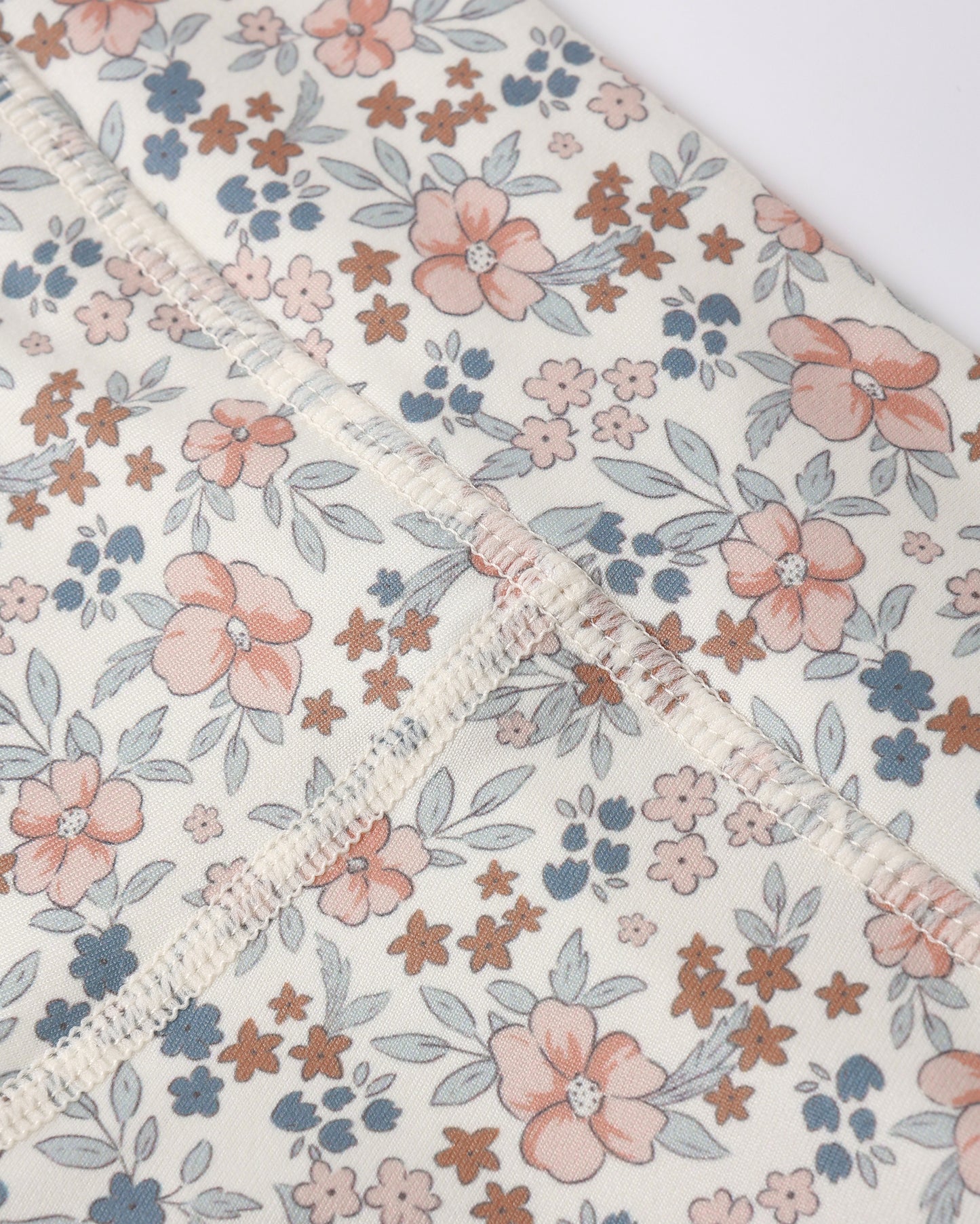 Shortie Short | Flower Field