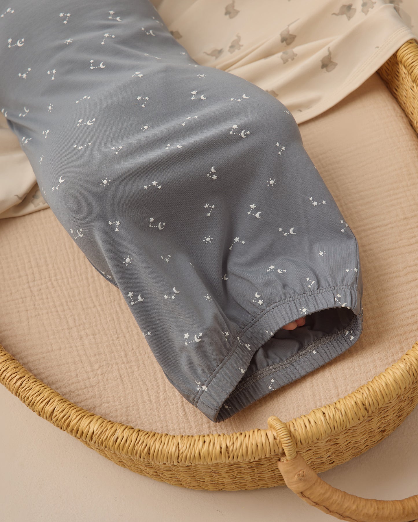 Bamboo Baby Gown + Hat Set | Starlight