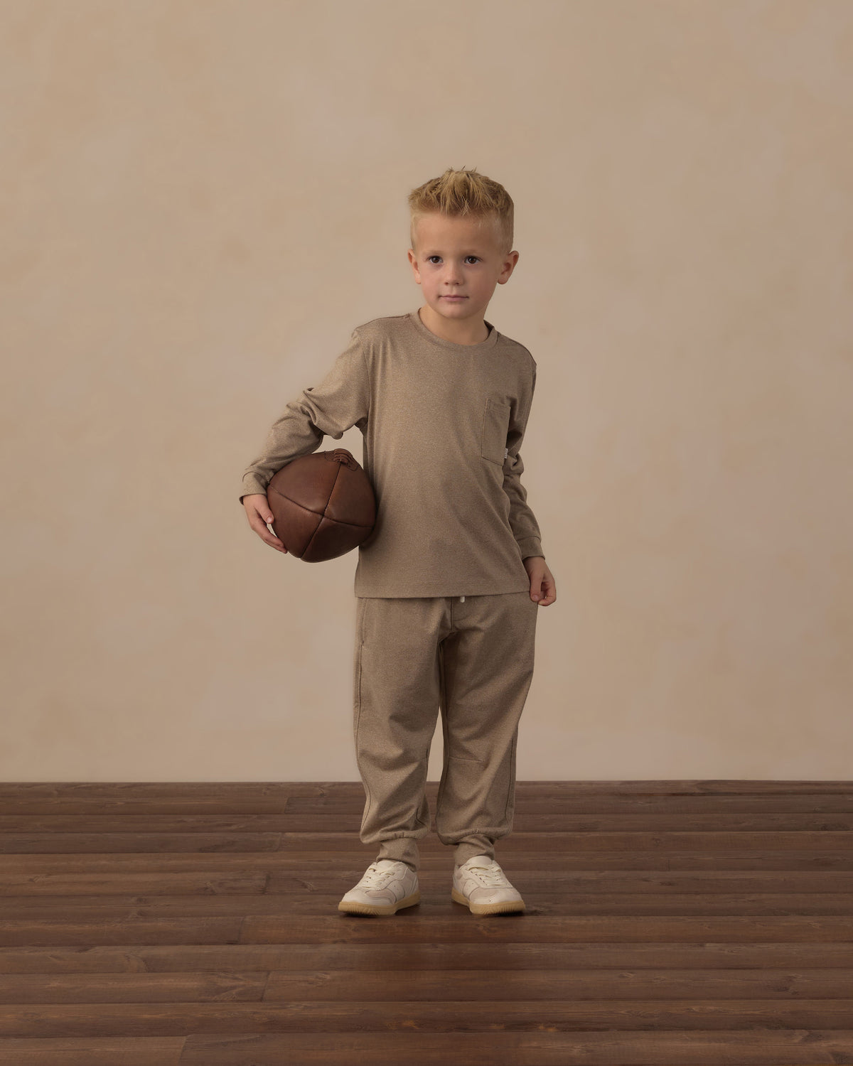Long Sleeve Pocket Tee | Heathered Olive