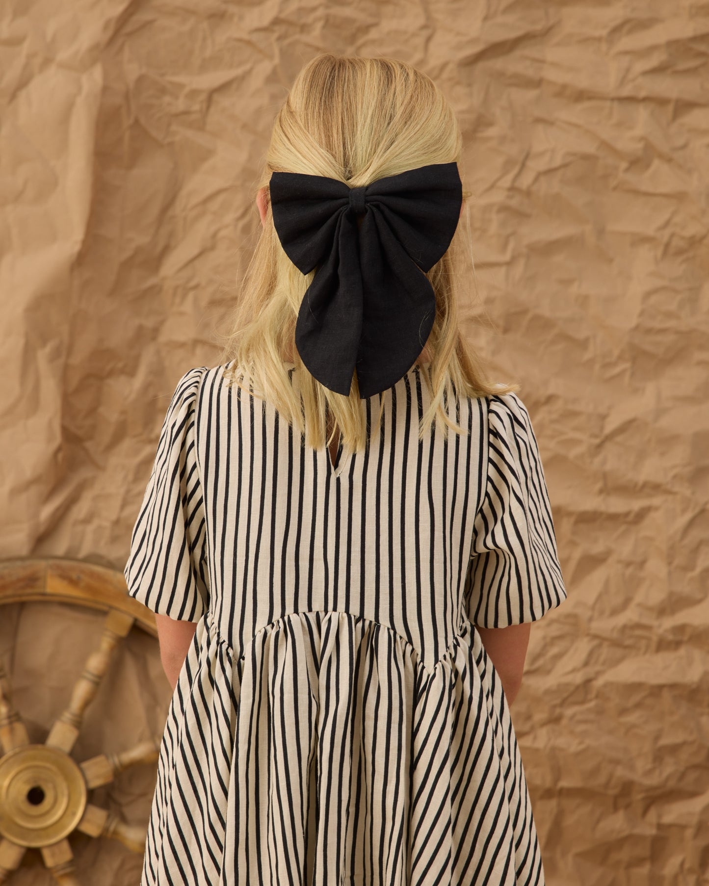 Oversized Bow | Black