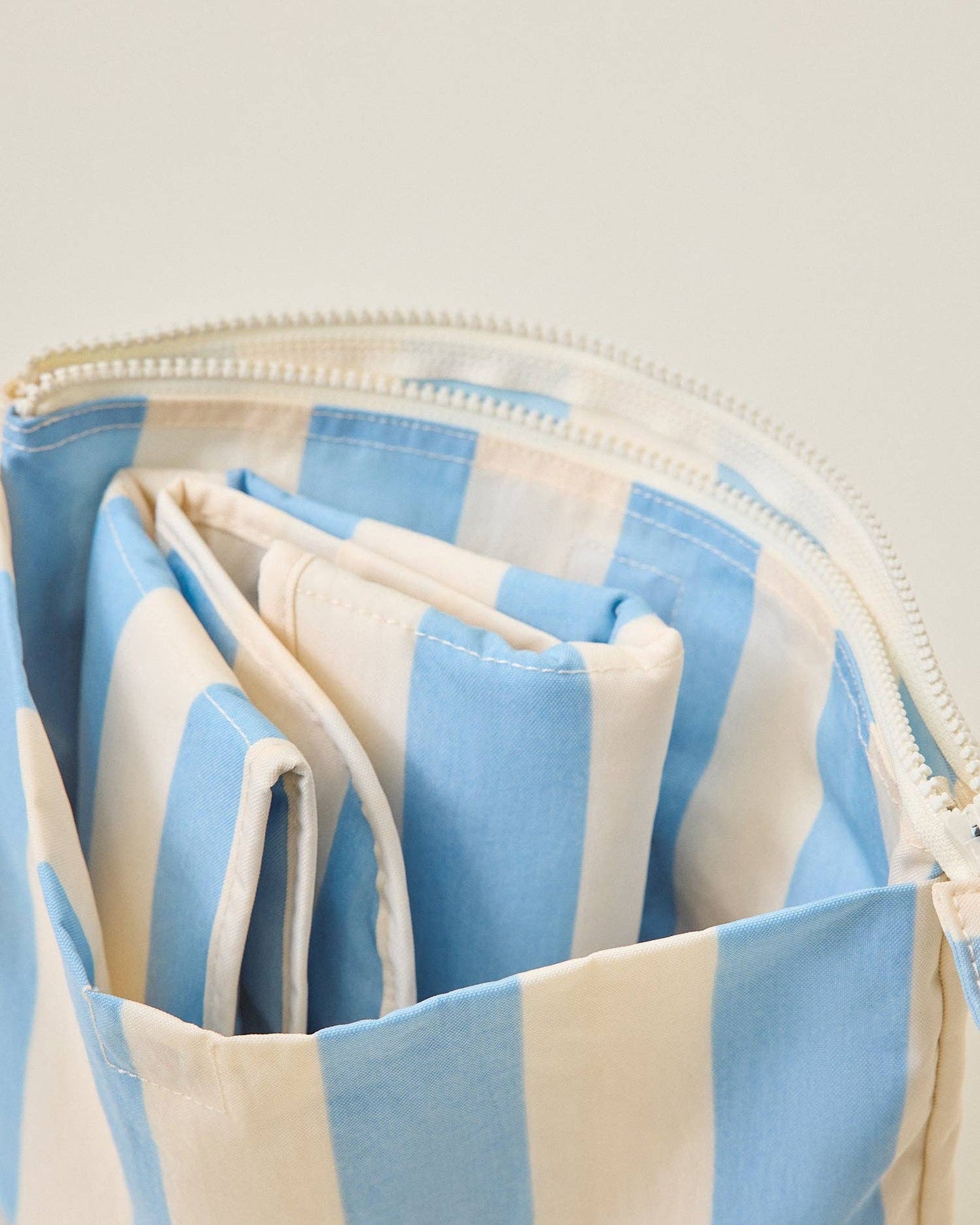 Quick Change Kit Bag | Blue Wide Stripe