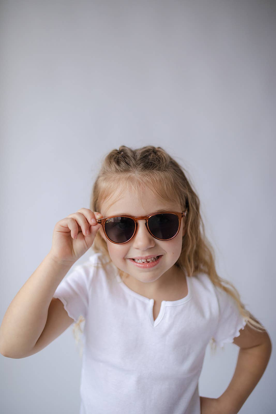 Kids Classic Mocha Sunglasses  (3-7 Years)