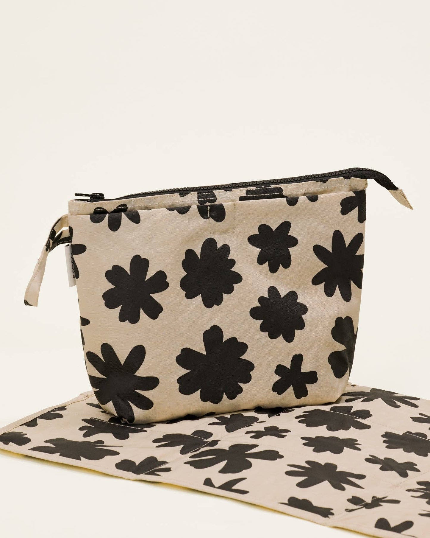 Quick Change Kit Bag: Black Grid