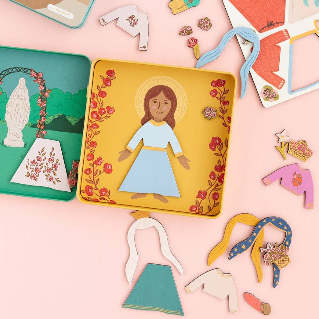 Magnet Playset | Dress Up Mary