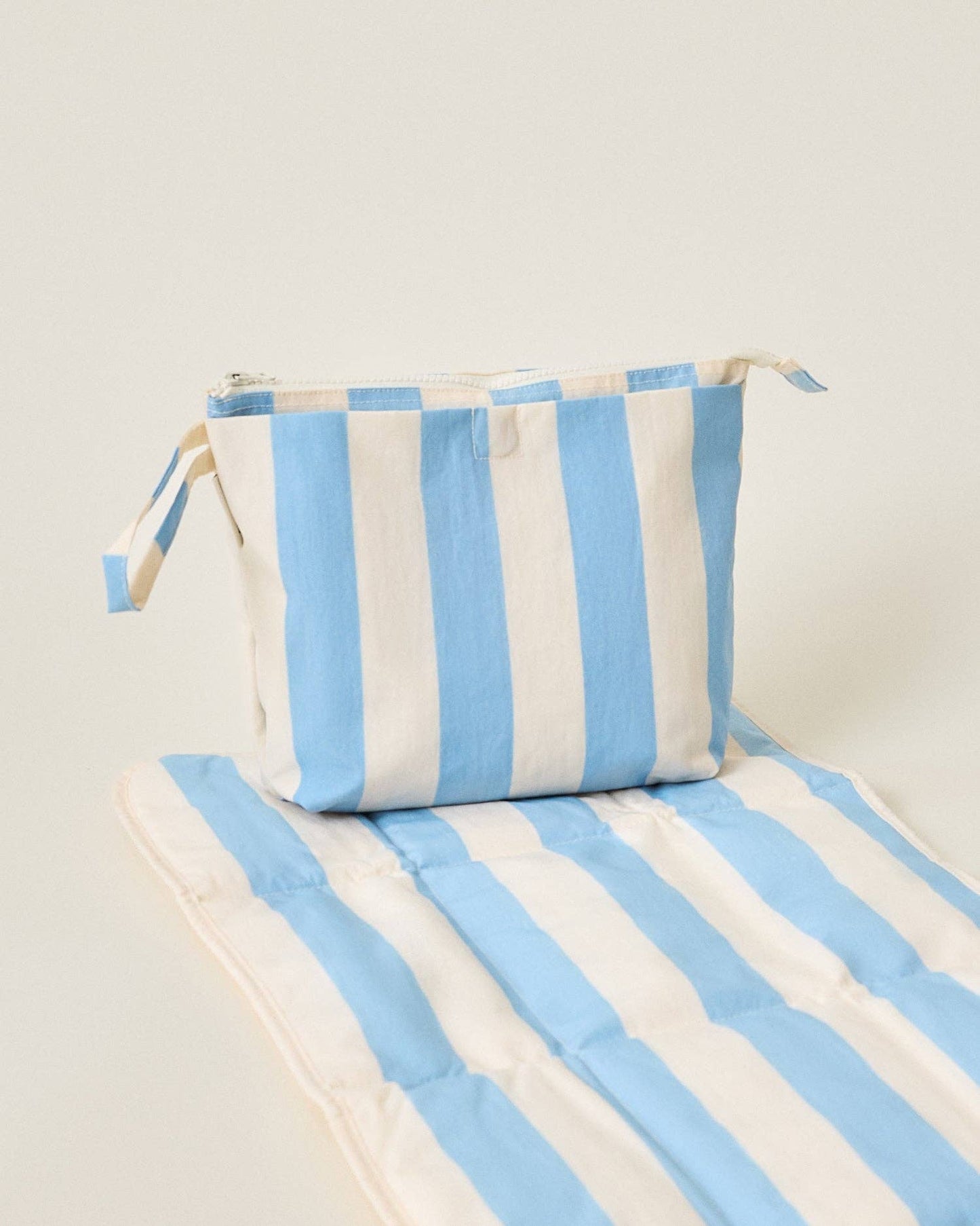Quick Change Kit Bag: Black Grid