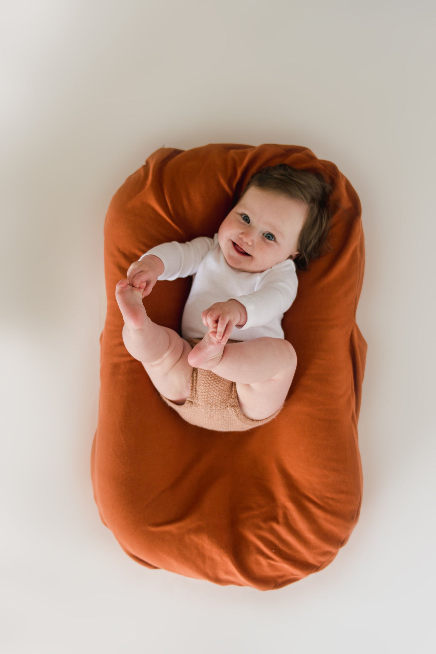 Snuggle me infant cover | gingerbread